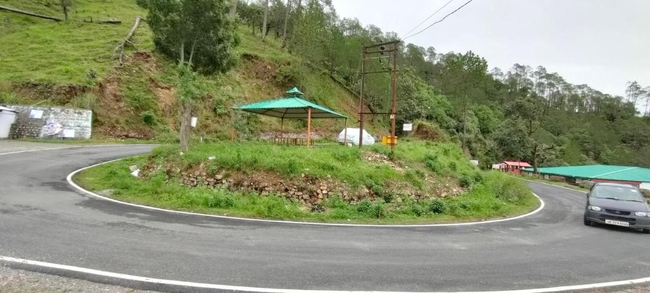 The Green Pine Cottage ランズドーン エクステリア 写真